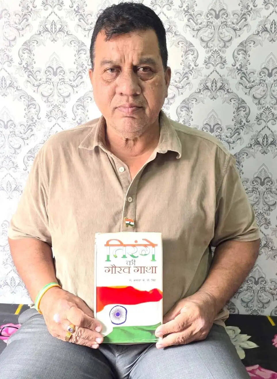प्रत्येक भारतीय नागरिक अपने निवास/प्रतिष्ठान, गाड़ी में एवं जेब पर तिरंगा लगाएं: सिंगला