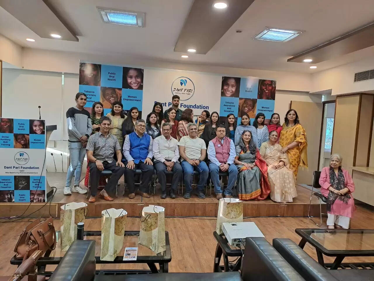 औपचारिक समारोह का आयोजन 