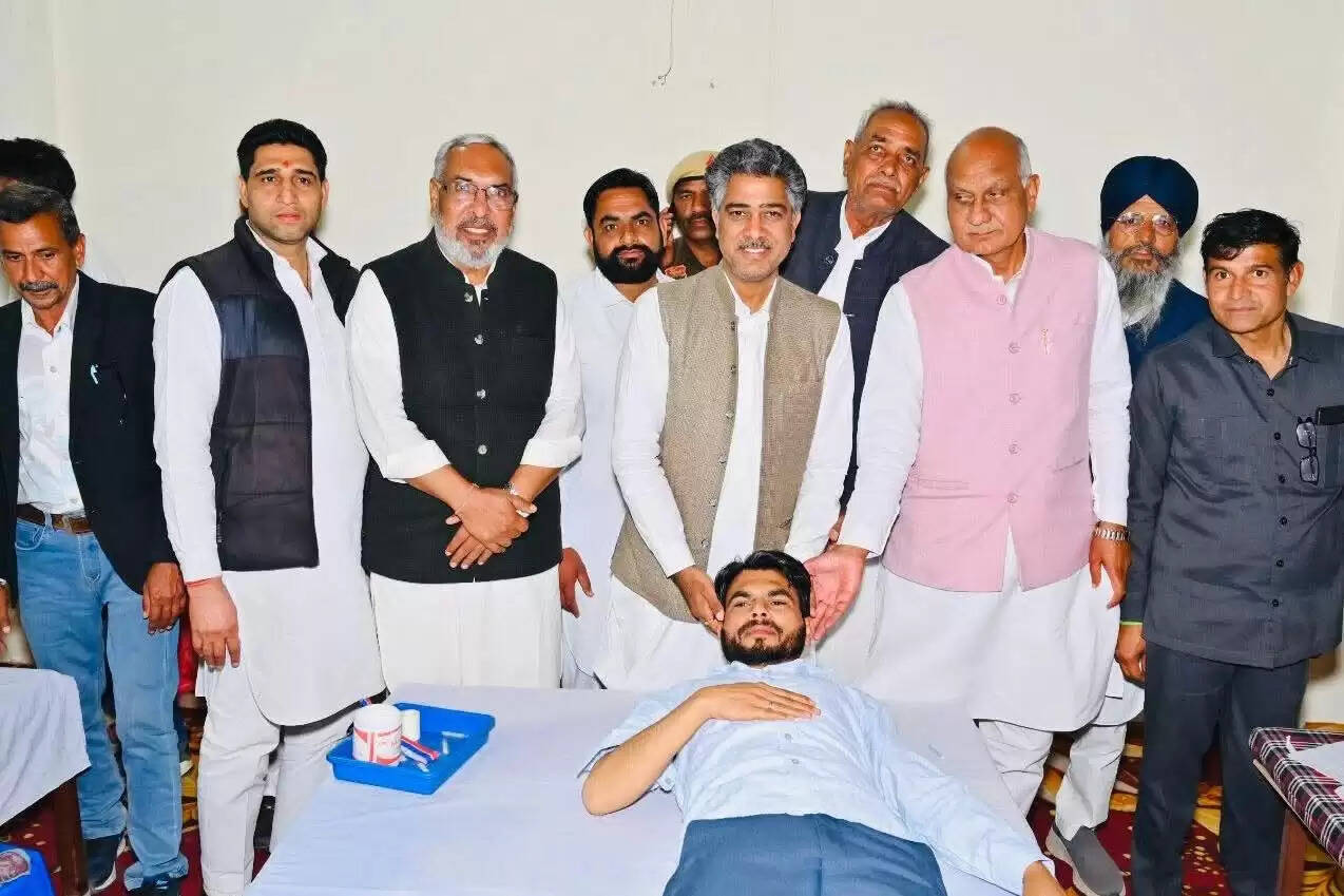 &nbsp;सामाजिक कल्याण के रूप में इनेलो ने मनाया राष्ट्रीय अध्यक्ष अभय सिंह चौटाला का जन्मदिन