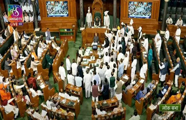 वित्त मंत्री संसद में पेश करेंगी जम्मू-कश्मीर 2023-24 का बजट