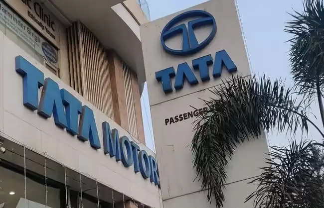  टाटा मोटर्स दो हिस्सों में बंटेगी, कंपनी के बोर्ड ने डीमर्जर को दी मंजूरी