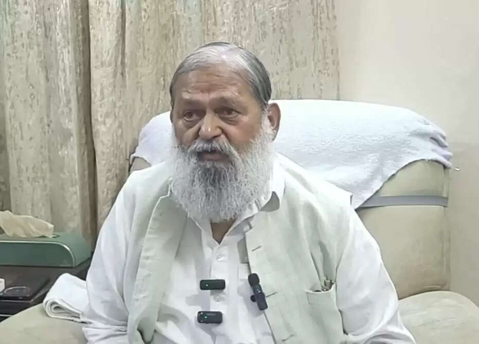 &nbsp;&nbsp;मुख्यमंत्री, विधायक, सांसद व अधिकारियों के आवास पर लगेंगे स्मार्ट मीटर : अनिल विज​​​​​​​