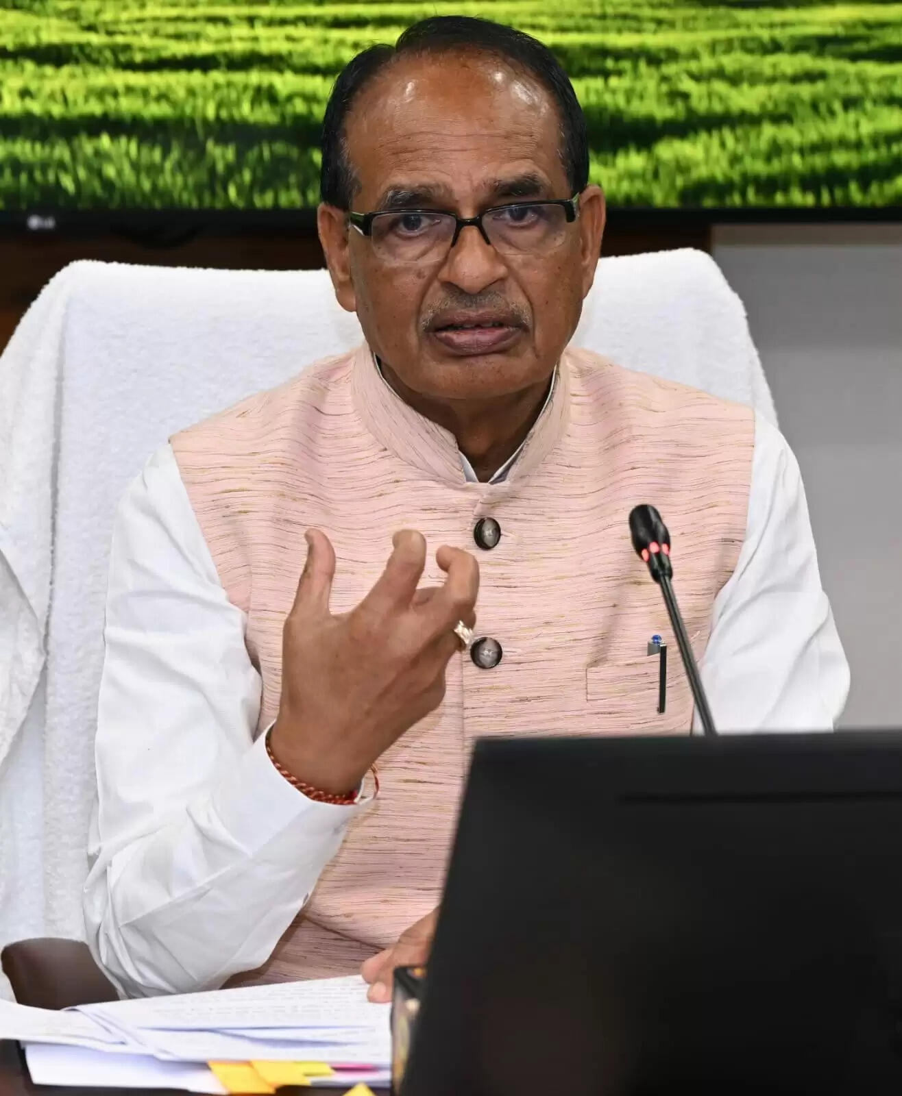 &nbsp;किसान संगठनों की केंद्र के साथ छठे दौर की वार्ता चंडीगढ़ में शनिवार को होगी