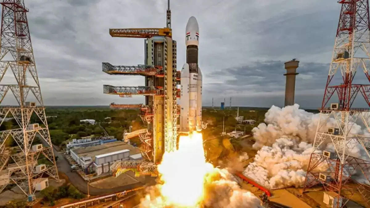 चंद्रयान-3 की सफल लॉन्चिंग, 23 अगस्त को शाम 5.47 बजे ये चांद पर उतरेगा