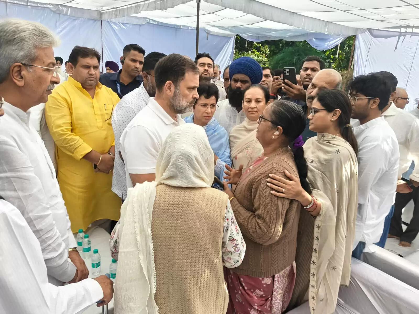 हरियाणा IPS सुसाइड, राहुल बोले- सरकार तमाशा बंद करे:मृतक के परिवार पर प्रेशर न डाले, अफसरों को अरेस्ट करे, PM एक्शन लें