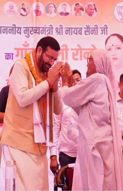 &nbsp;&nbsp;अब 1.80 लाख आय वाले परिवारों को भी मिलेगा लाडो लक्ष्मी योजना का लाभ : नायब सैनी