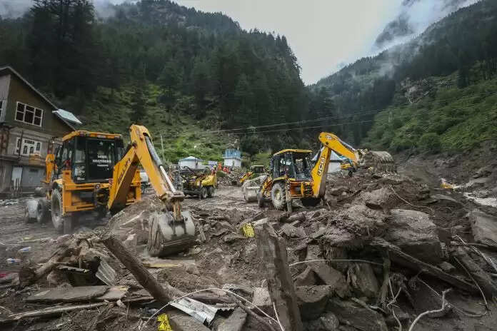 &nbsp;&nbsp;किश्तवाड़ में एक महिला का शव बरामद, बादल फटने की घटना में मरने वालों की संख्या 64 हुई