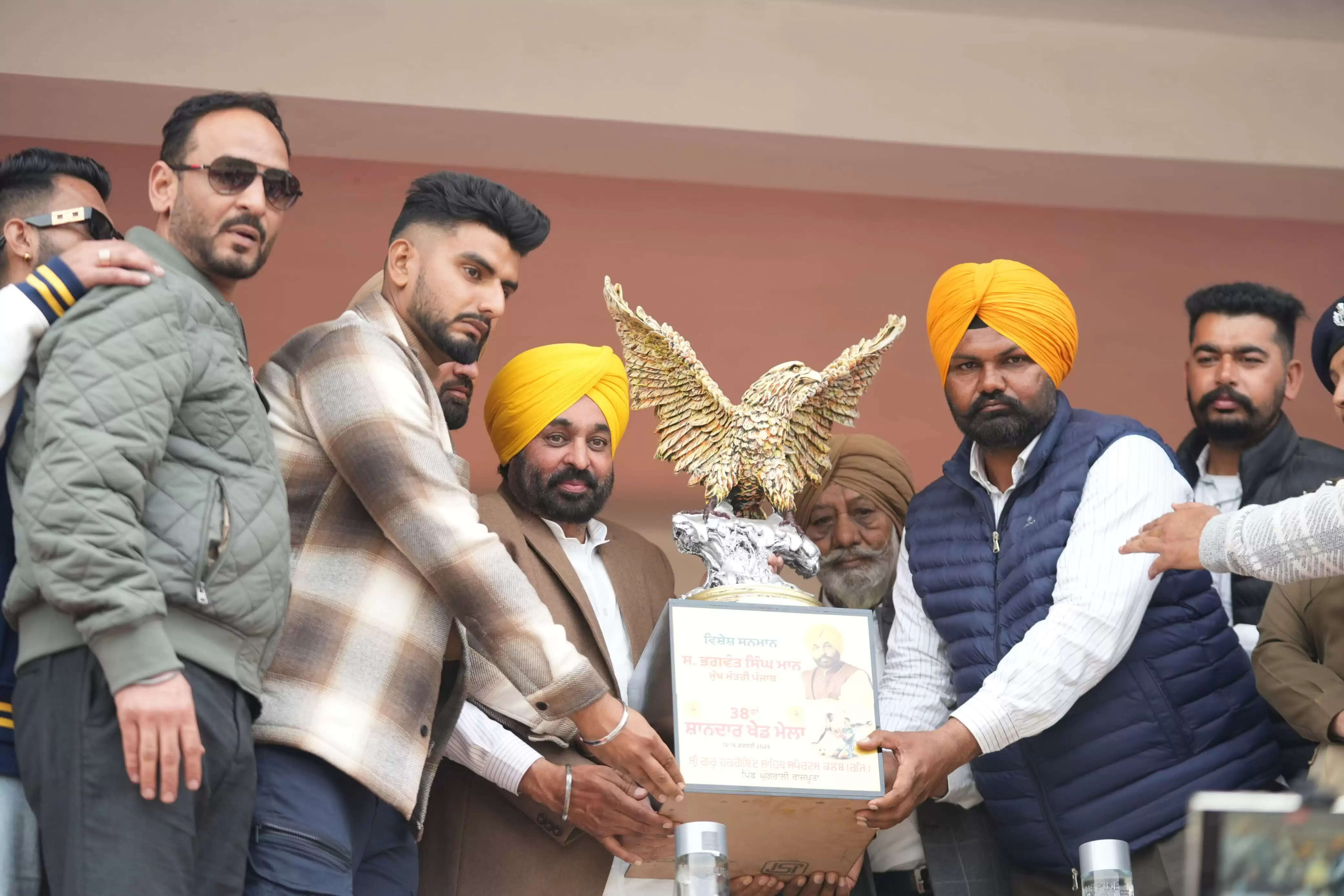 &nbsp;मुख्यमंत्री की युवाओं से अपील; अमेरिका से वापसी आंखें खोलने वाली, गैर-कानूनी तरीके से विदेश न जाएं