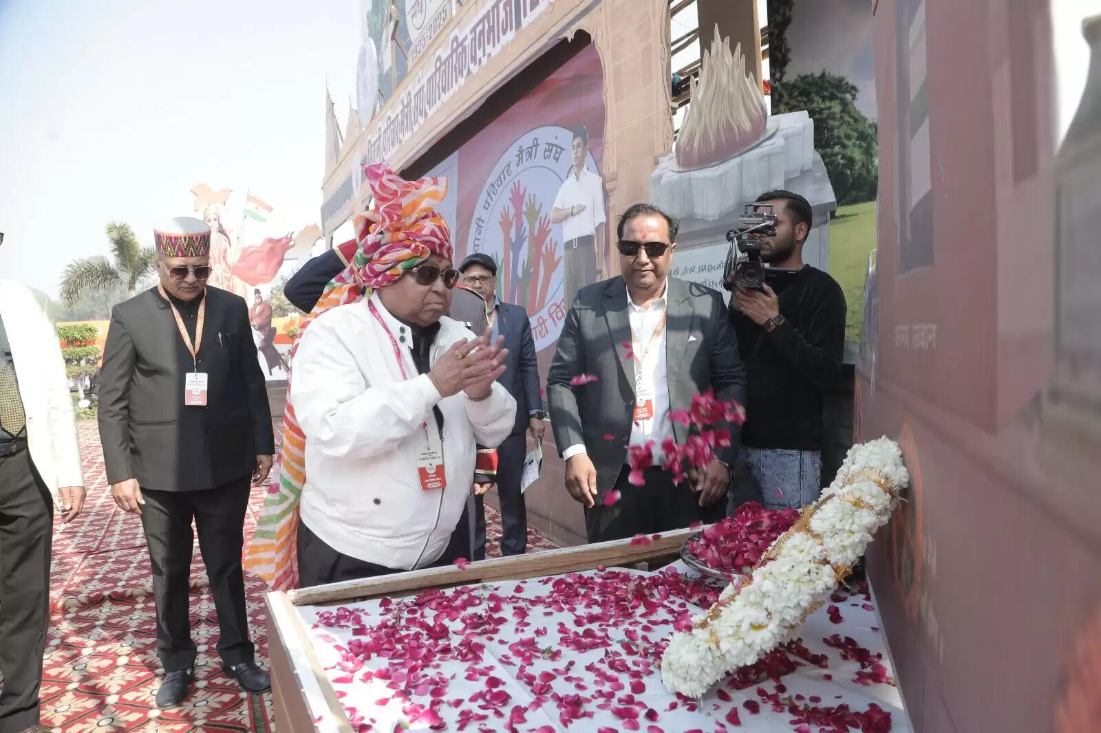 &nbsp;लघु भारत उमड़ा बीपीएमएस के 'वनभोज-12' में&nbsp;