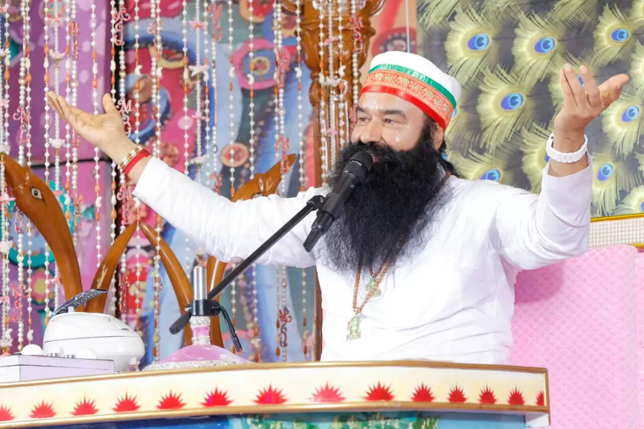 &nbsp;पूज्य गुरु संत डॉ. गुरमीत राम रहीम सिंह जी इन्सां ने पंजाब सहित अन्य जगहों पर आई बाढ़ पीड़ितों के लिए की प्रार्थना&nbsp;