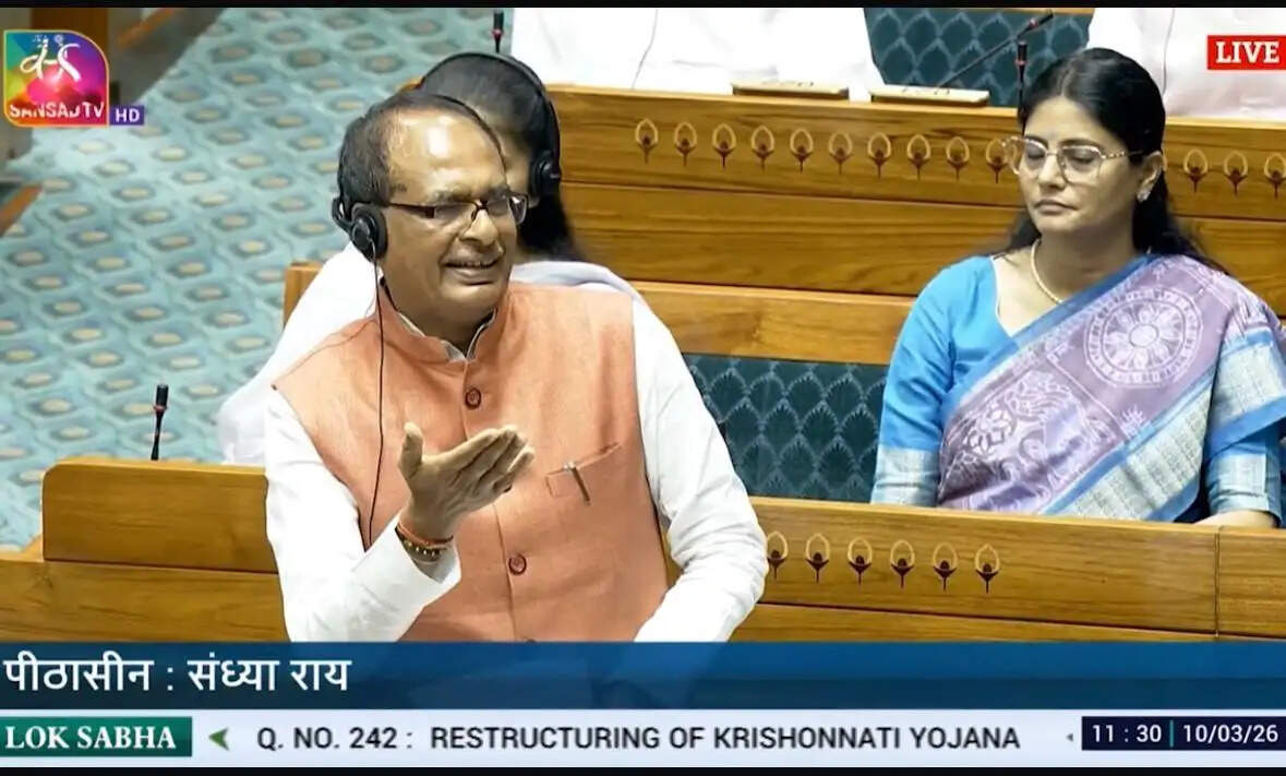 &nbsp;&nbsp;गरीब किसानों की कीमत पर &lsquo;घटिया राजनीति&rsquo; कर रही ममता सरकार : शिवराज सिंह चौहान