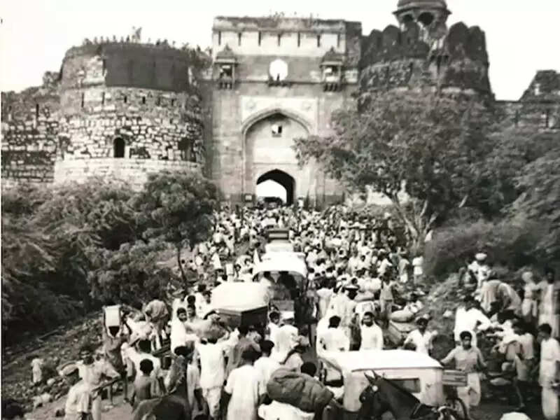 &nbsp;&nbsp;विभाजन विभीषिका: &nbsp;14 अगस्त 1947 के &nbsp;दर्द से आज भी कराह रहा है पंजाब