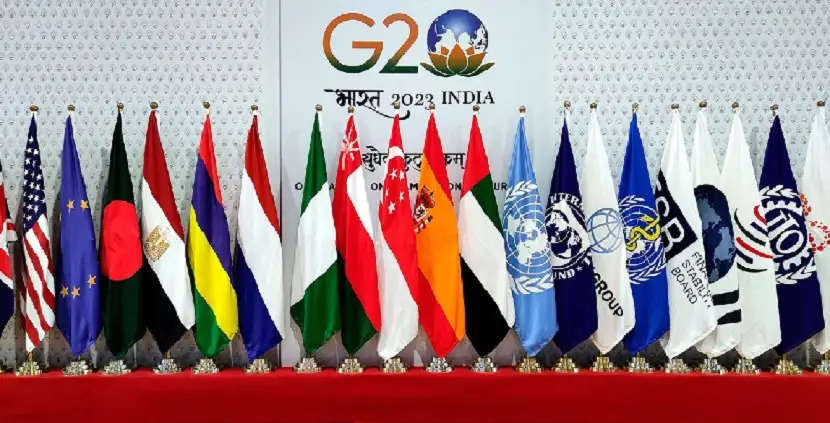  जी-20ः राष्ट्राध्यक्षों ने राजघाट पहुंचकर दी महात्मा गांधी को श्रद्धांजलि