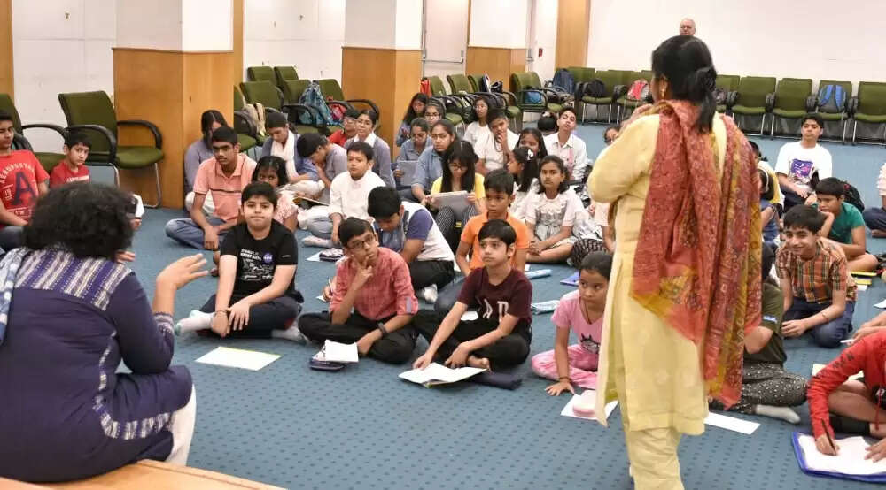 साहित्य अकादमी की कार्यशाला संपन्न, 75 बच्चों को प्रदान किए गए प्रमाण-पत्र