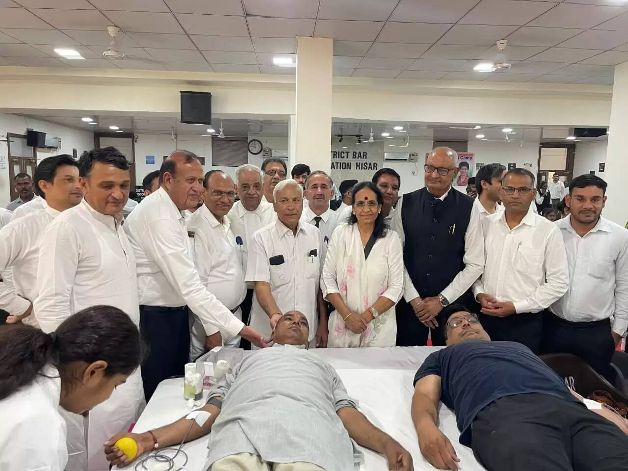 &nbsp;सांसद सैलजा के जन्मदिन पर जिला बार एसोसिएशन में रक्तदान शिविर