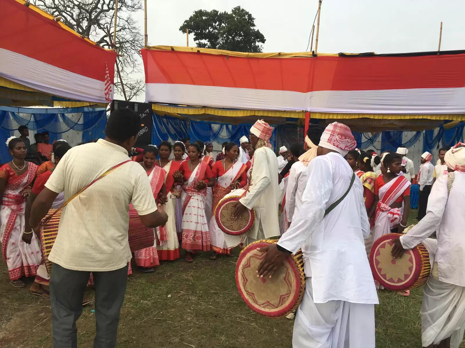 &nbsp;आदिवासियों-मूलवासियों के दिलों में बसा है करमा का त्योहार