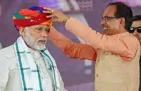 शिवराज चौहान ने प्रधानमंत्री मोदी को बताया 'धीरोदात्त नायक' 