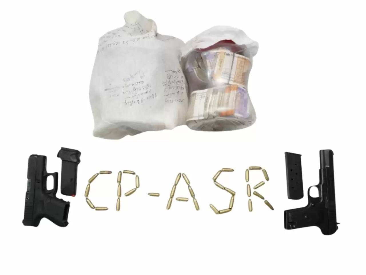 &nbsp;&nbsp;अमृतसर में&nbsp;डेढ़&nbsp;किलो&nbsp;हेरोइन,&nbsp;ड्रग&nbsp;मनी&nbsp;व&nbsp;पिस्तौल&nbsp;बरामद, चार&nbsp;गिरफ्तार