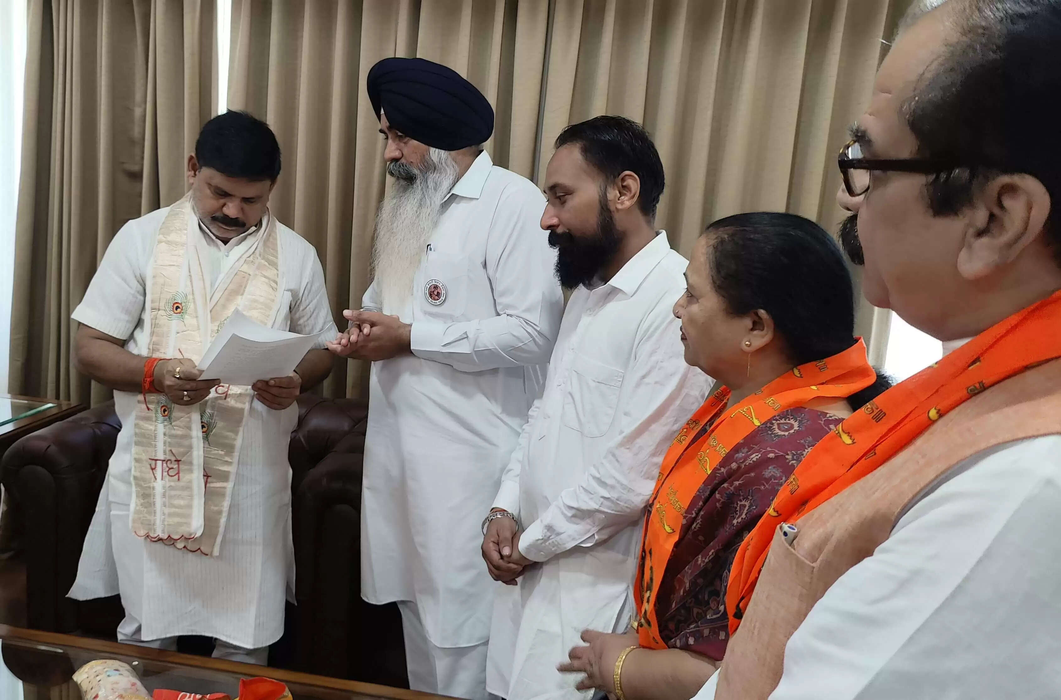 &nbsp;&nbsp;बाढ़, भारी बरसात व जल भराव से खराब हुई फसलों, क्षतिग्रस्त मकानों की भरपाई:&nbsp; बाढ़ से बचाव के स्थाई समाधान के लिए बीकेई ने केंद्रीय राज्य मंत्री को सौंपा ज्ञापन: लखविंदर सिंह